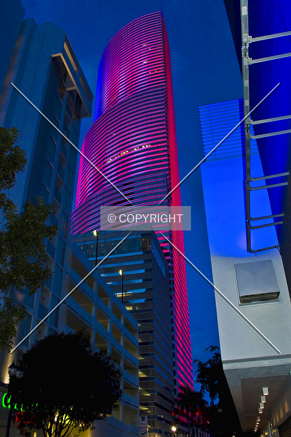 Miami Tower by Jorge Molina