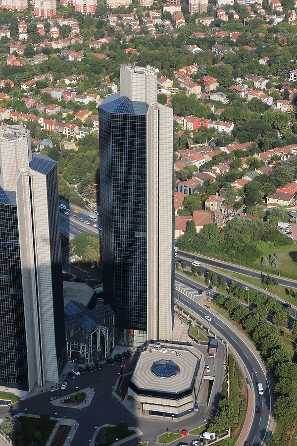 Akbank Tower by Kjetil Balog