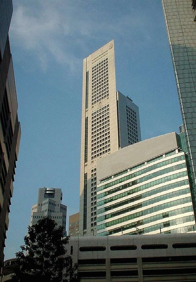 OUB Centre by Edmund Teo