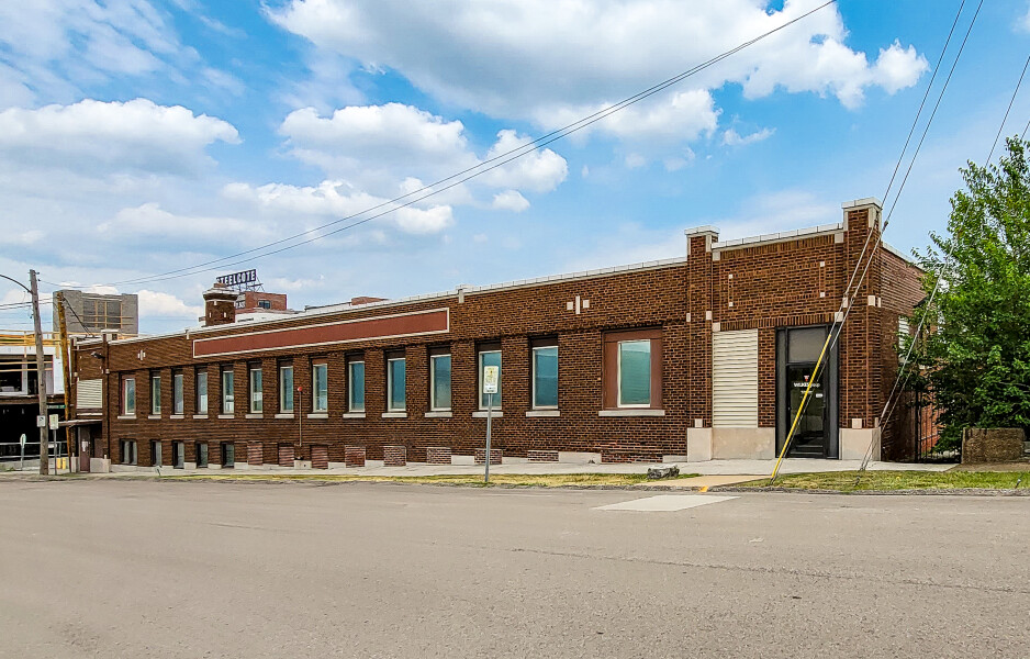 900 South Theresa Avenue