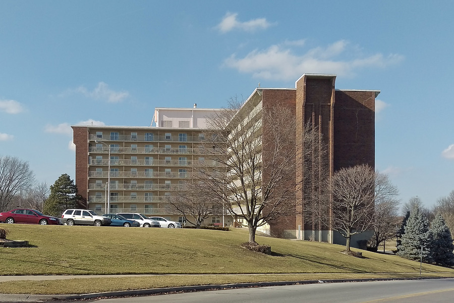 Heritage House Apartments by Ryan Hildebrand