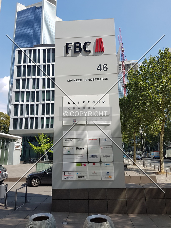 Frankfurter Büro Center by Nephilim