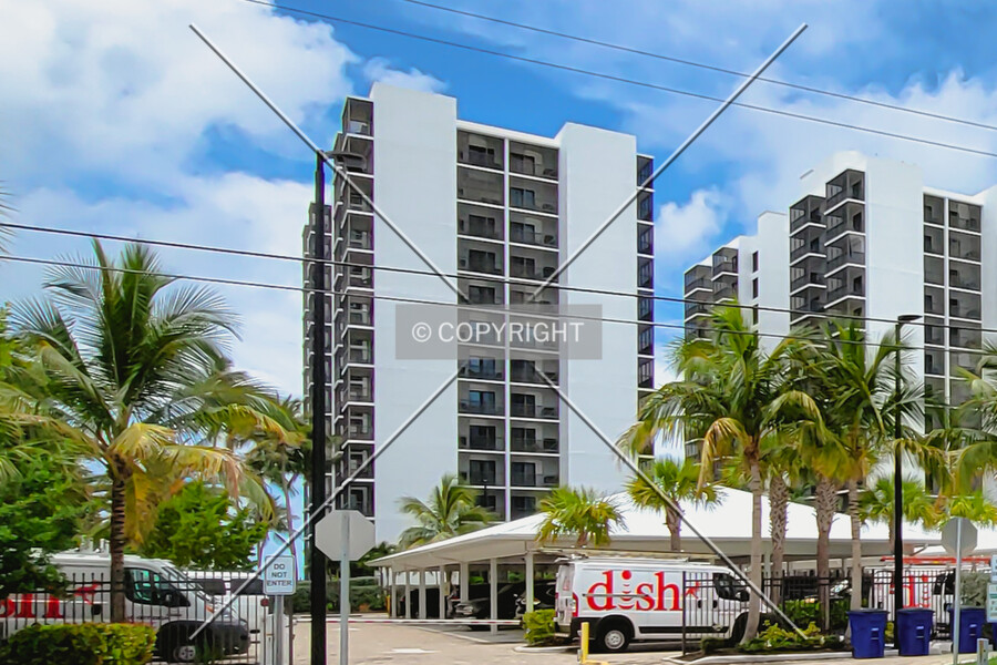 Island Winds Condominiums II
