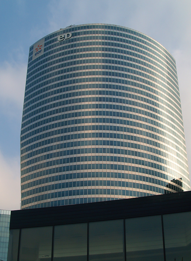 Tour EDF by Cesar Serrano