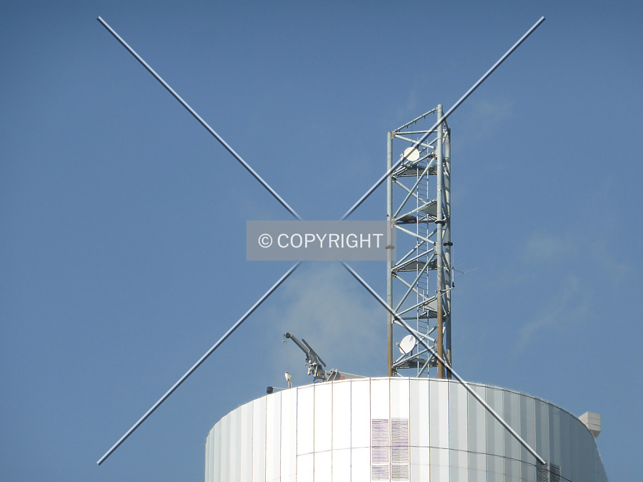 Taunus Tower by Nephilim