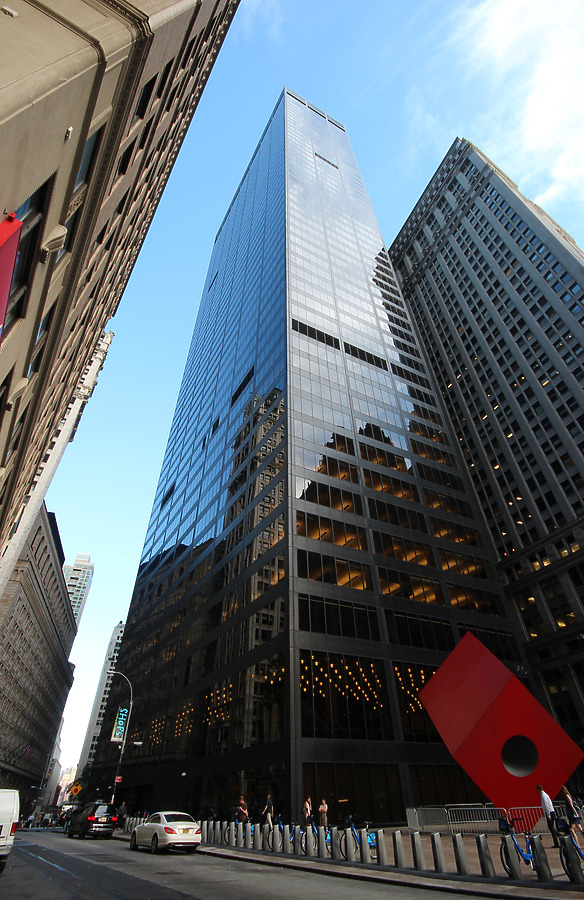 HSBC Bank Building by Kjetil Balog