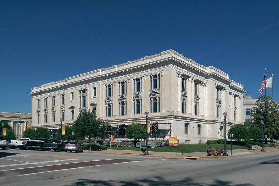 Madison County Courthouse by Ryan Hildebrand