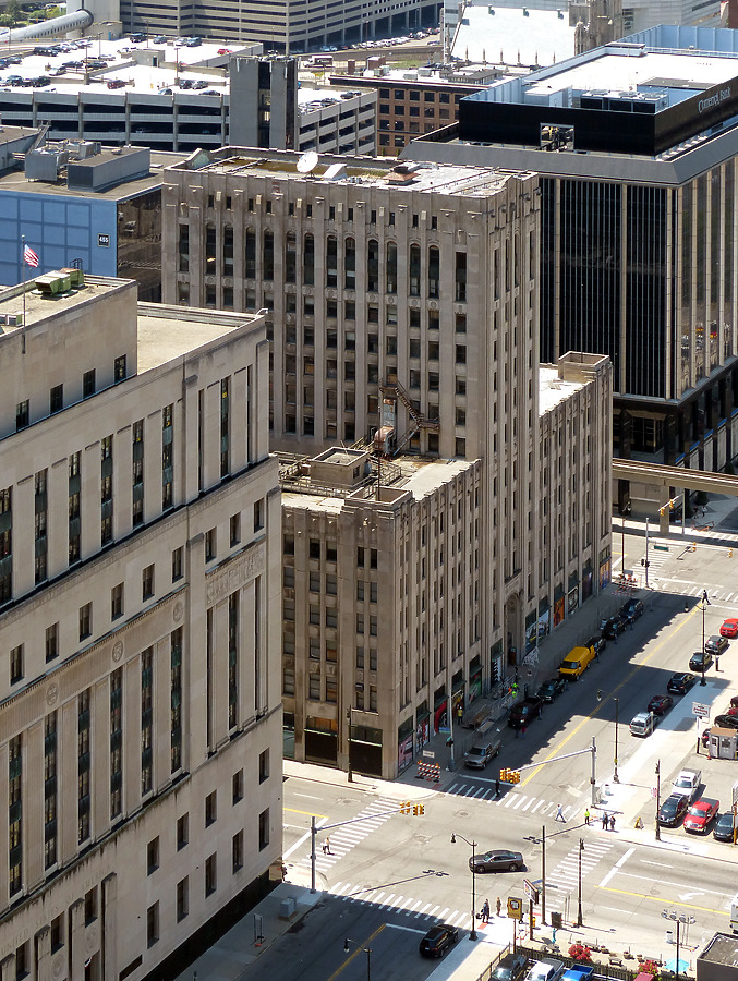 Detroit Free Press Building by Nate Lindsey