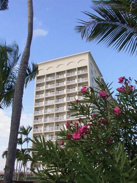 Holiday Inn SunSpree Resort