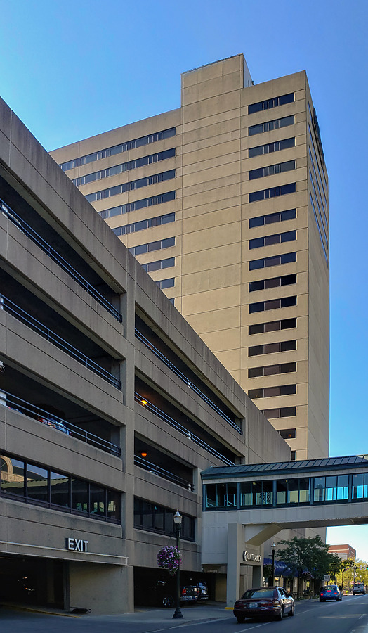 Radisson Plaza Hotel Lexington by Ryan Hildebrand