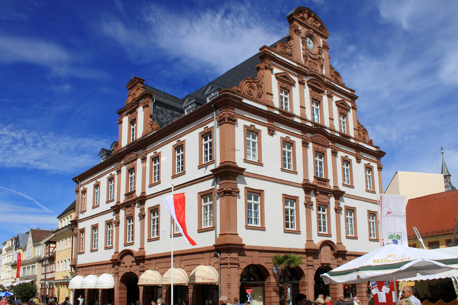 Alte Münze