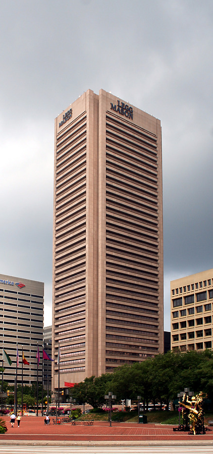Transamerica Tower by Marshall Gerometta