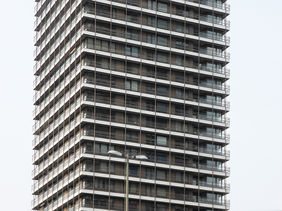 Mundsburg Turm II by Der Hamburger