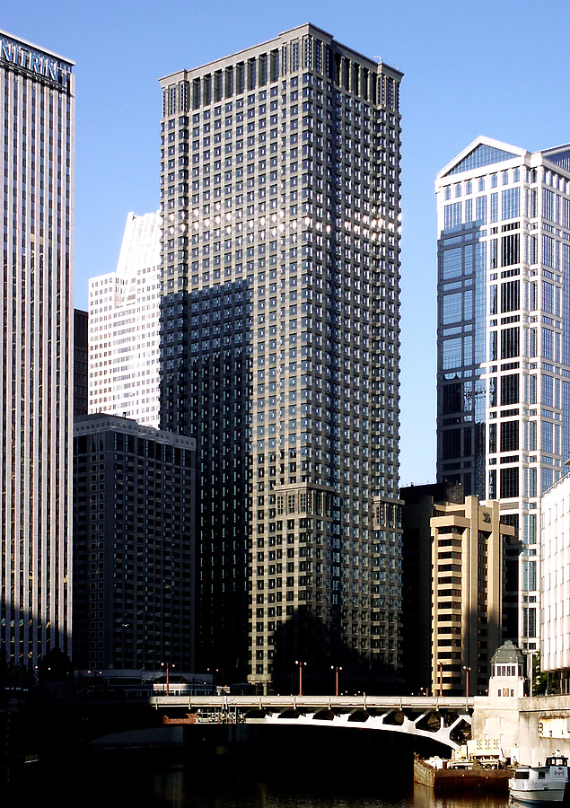Leo Burnett Building by Daniel Kieckhefer
