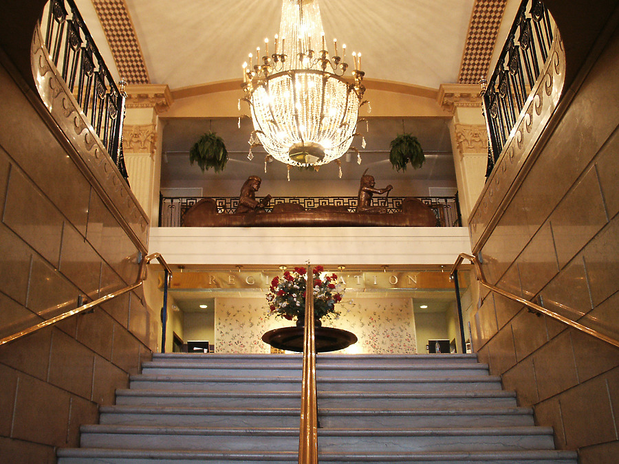 Hotel Père Marquette by Daniel Kieckhefer
