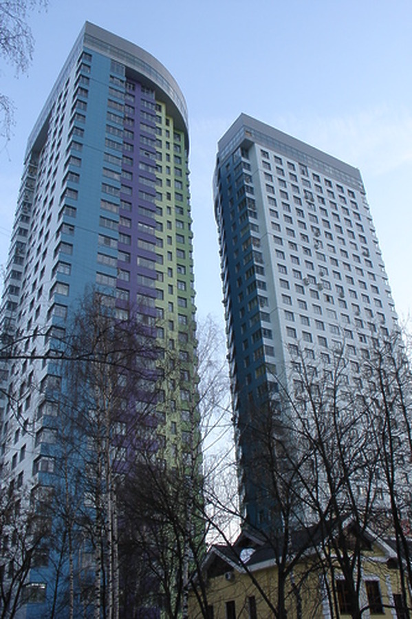 Two Severnye Vorota by Unknown