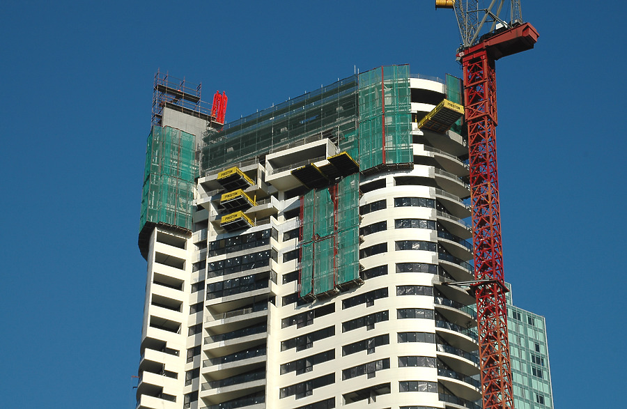 Meriton Tower by John Bek