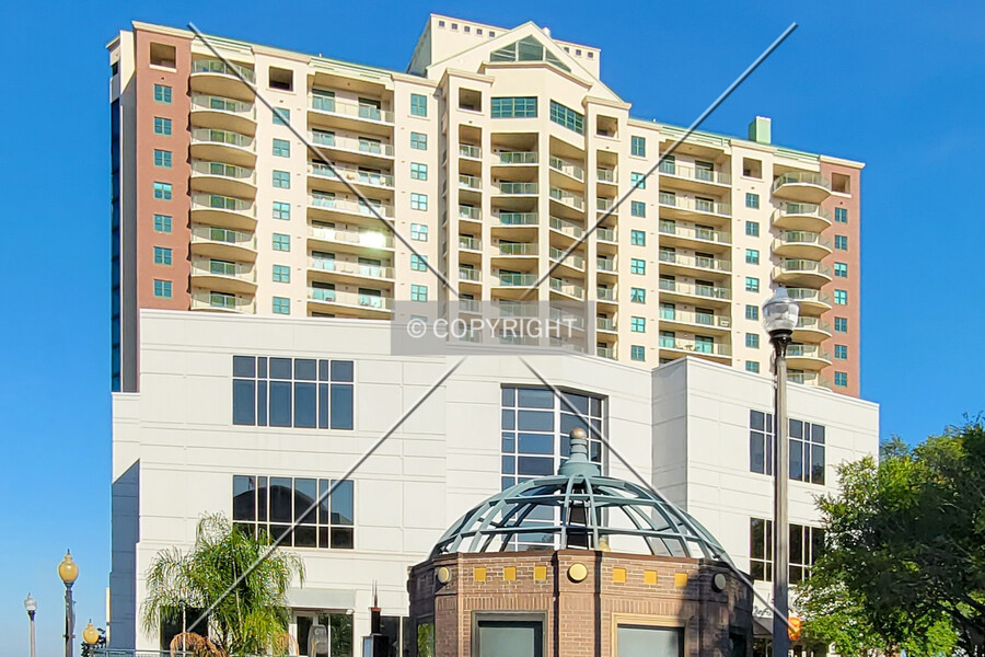 Plaza Tower at Kleman Plaza