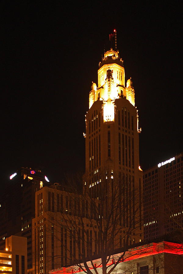 LeVeque Tower by Ryan Hildebrand