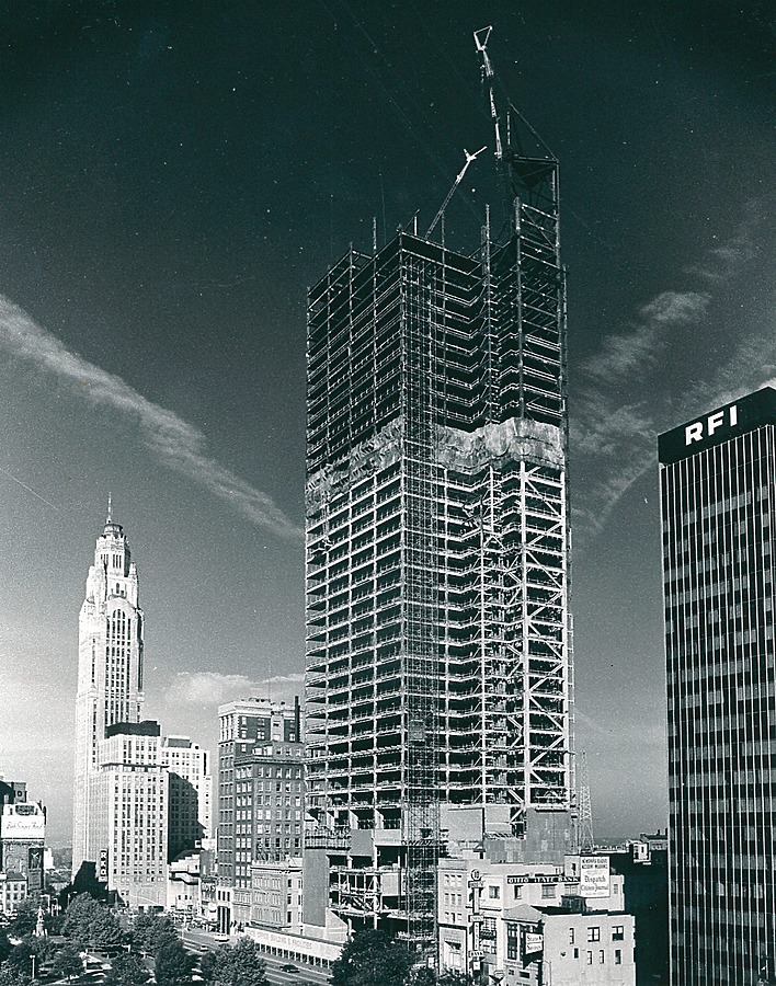 Rhodes State Office Tower by Dick Konieczko/Columbus Dispatch
