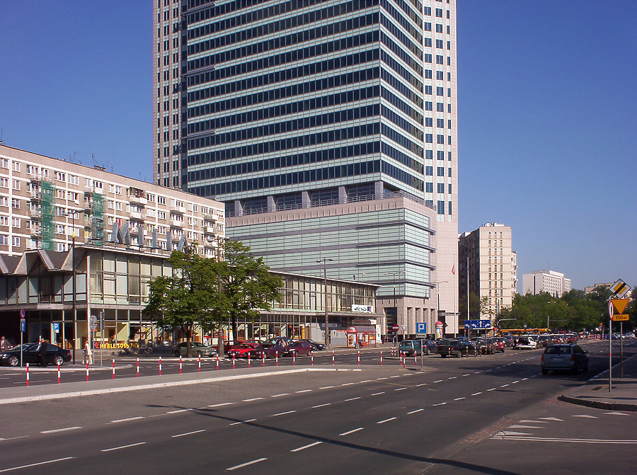 Warsaw Financial Center by Pavel Toczynski
