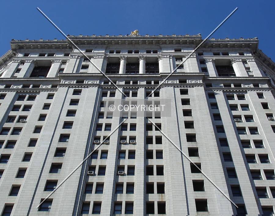 Manhattan Municipal Building by Royce Douglas