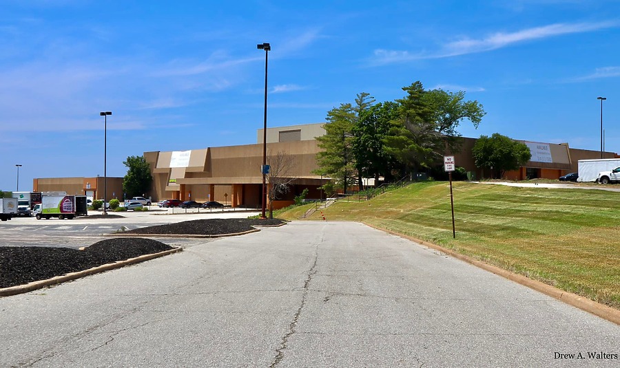 Chesterfield Mall by Drew Walters