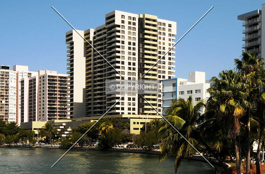 Club Atlantis Condominiums by Jorge Molina