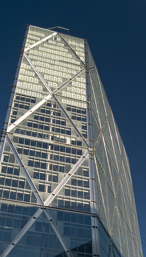 The Broadgate Tower by Cesar Serrano
