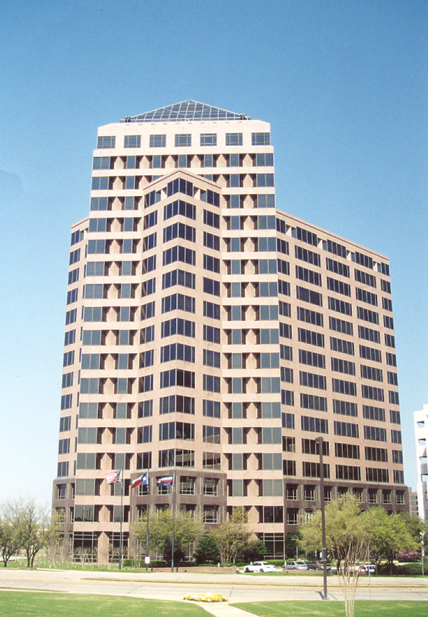 The Summit at Las Colinas by Marshall Gerometta