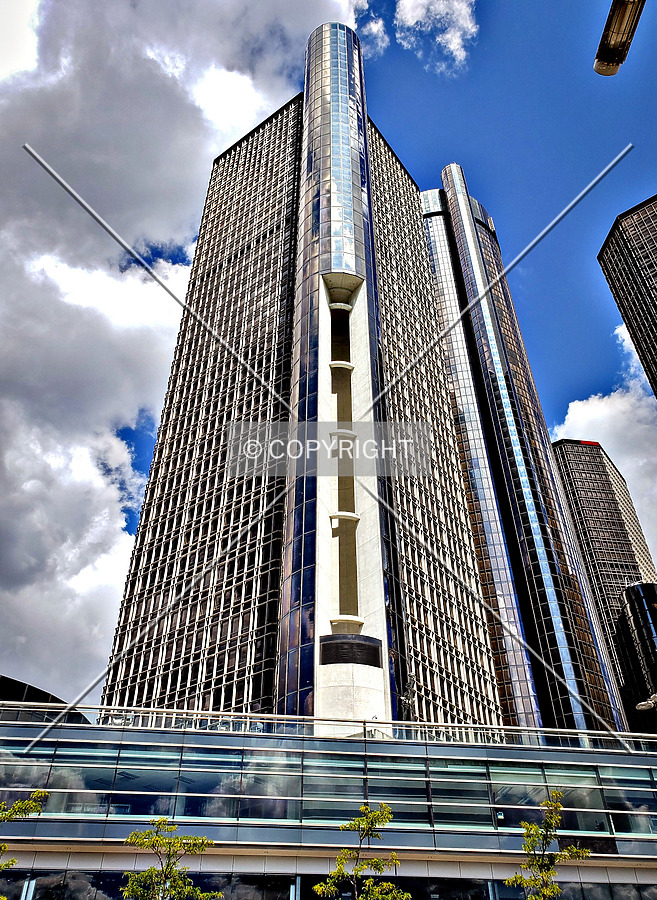 Renaissance Center 400 Tower by Ryan Hildebrand