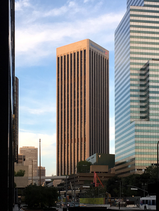 Bank of America Plaza by Nate Lindsey