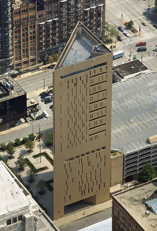 Metropolitan Correctional Center by Ryan Hildebrand