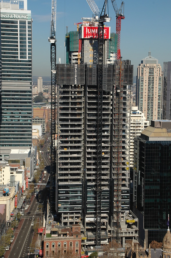 Lumière Residences by John Bek