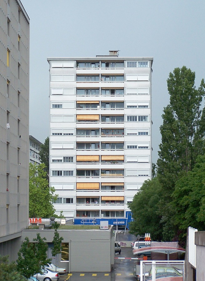 2-4 Chemin de la Caroline by Huopa