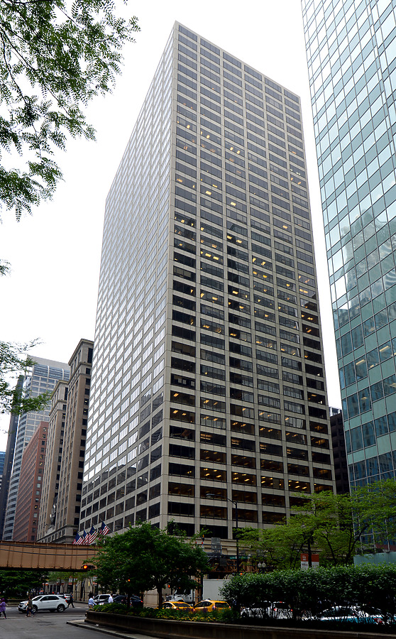 180 North LaSalle by John W. Cahill