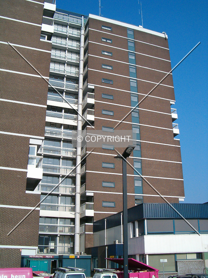 Dish Hotel by René Hogendijk