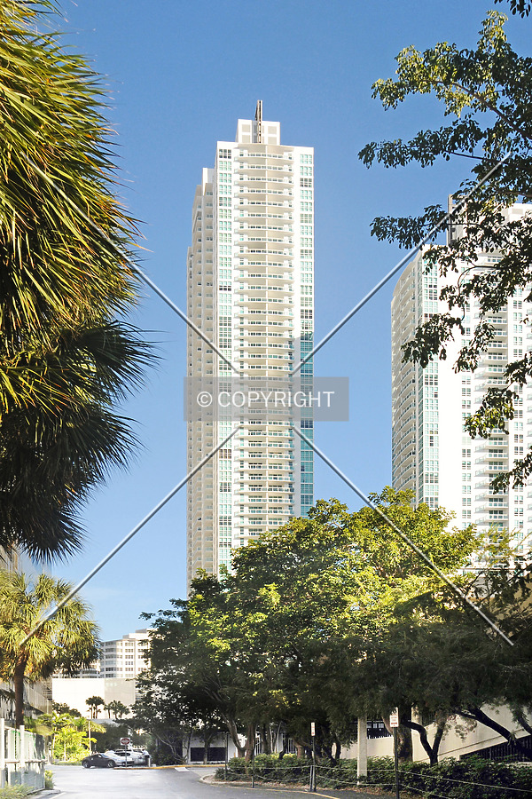 Plaza on Brickell Tower I by Jorge Molina