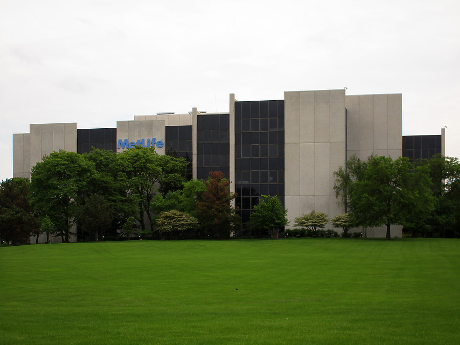MetLife Building by Daniel Kieckhefer