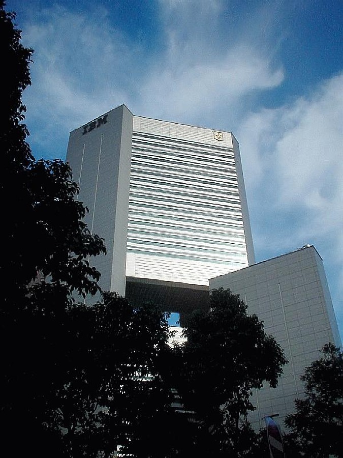 Fuji Xerox Towers by Edmund Teo