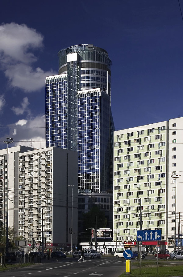 Spektrum Tower by Pavel Toczynski