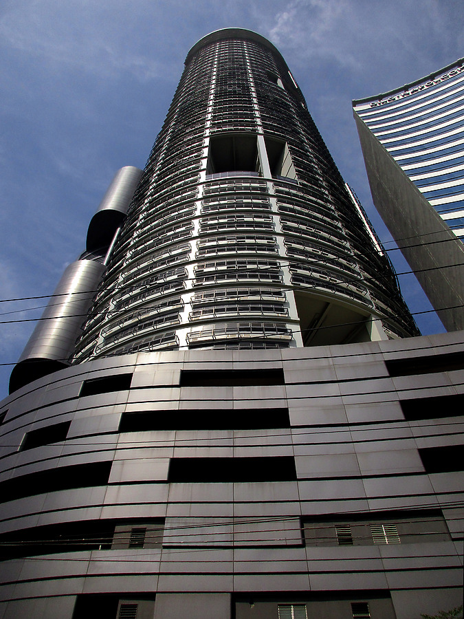 Skysuites Tower by Daniel Kieckhefer