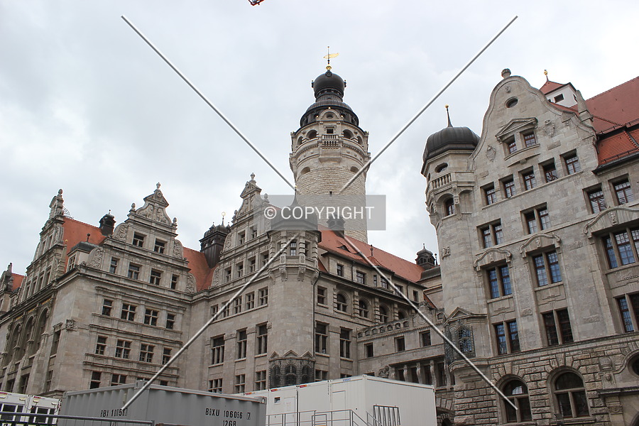 Neues Rathaus by Florian Barbier