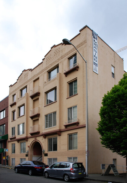 Zindorf Apartments