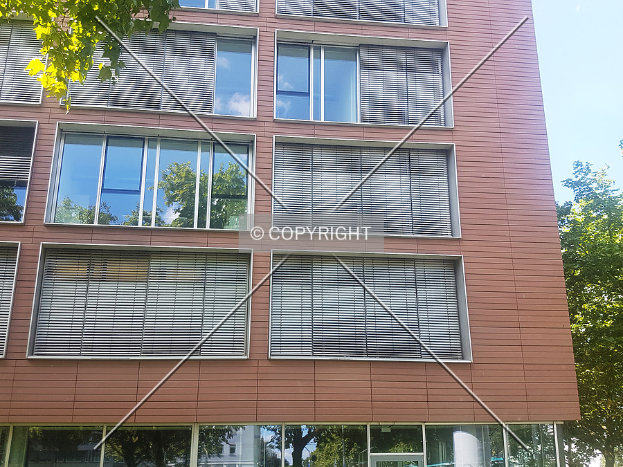 Allianz-Kai by Nephilim