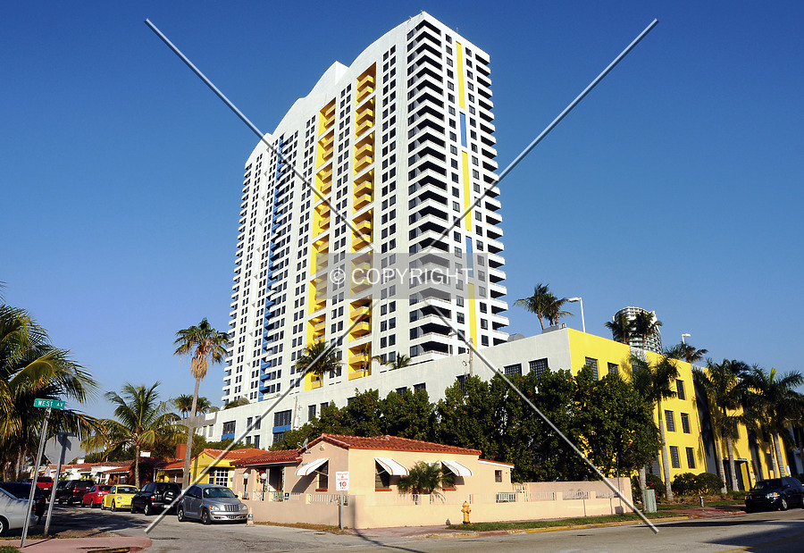 The Waverly at South Beach by Jorge Molina