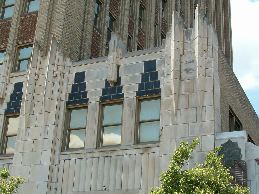Standard Life Building by Rodney Gunn