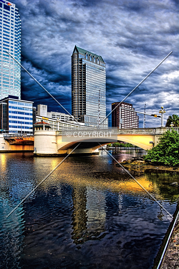 100 North Tampa by Jorge Molina