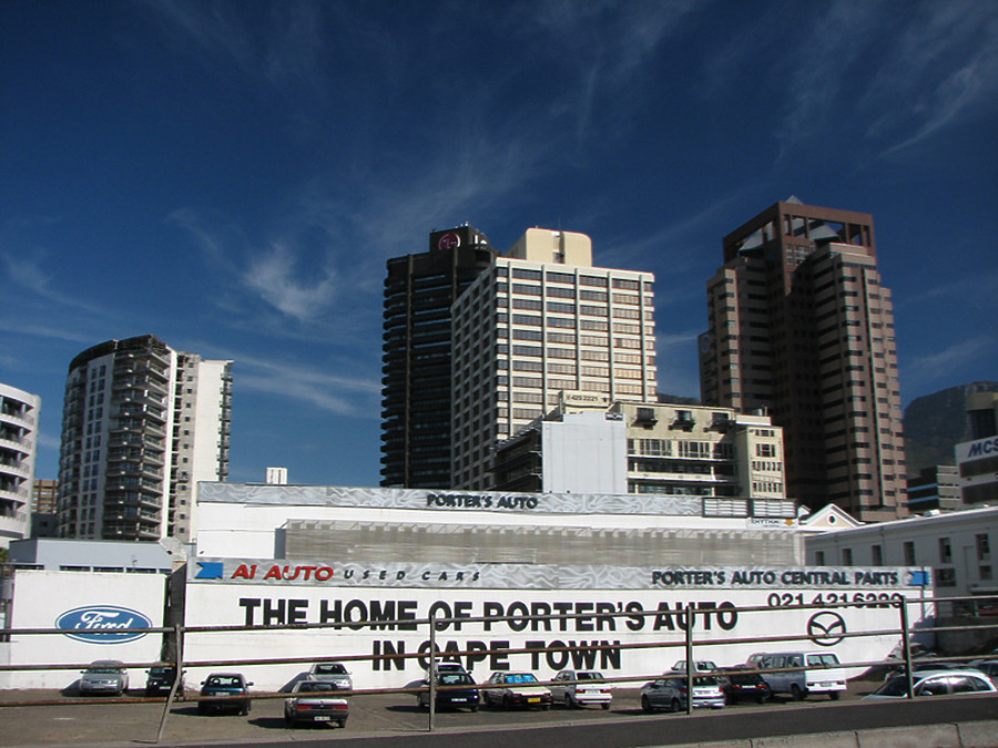 2 Long Street by Kjetil Balog