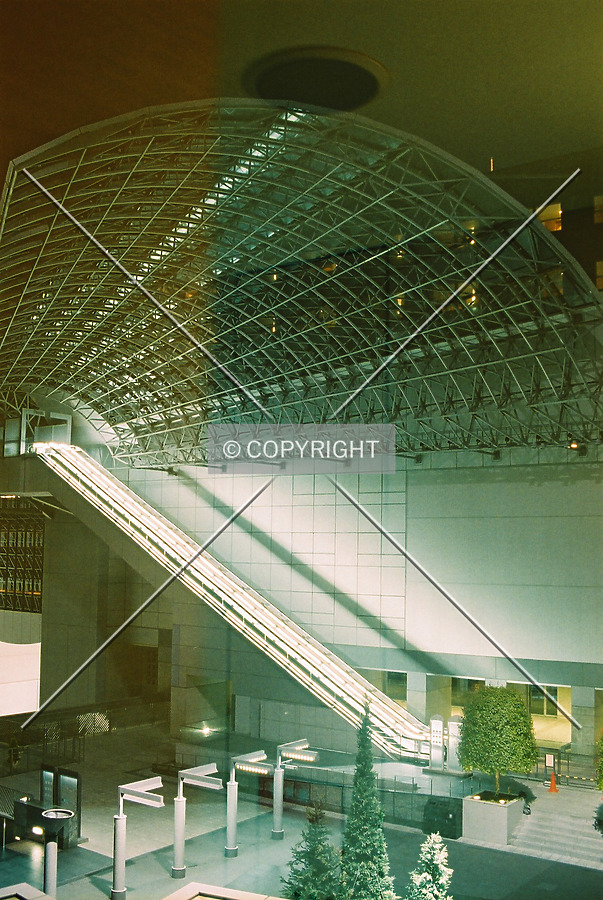 Hotel Granvia Kyoto by Andrew Stewart